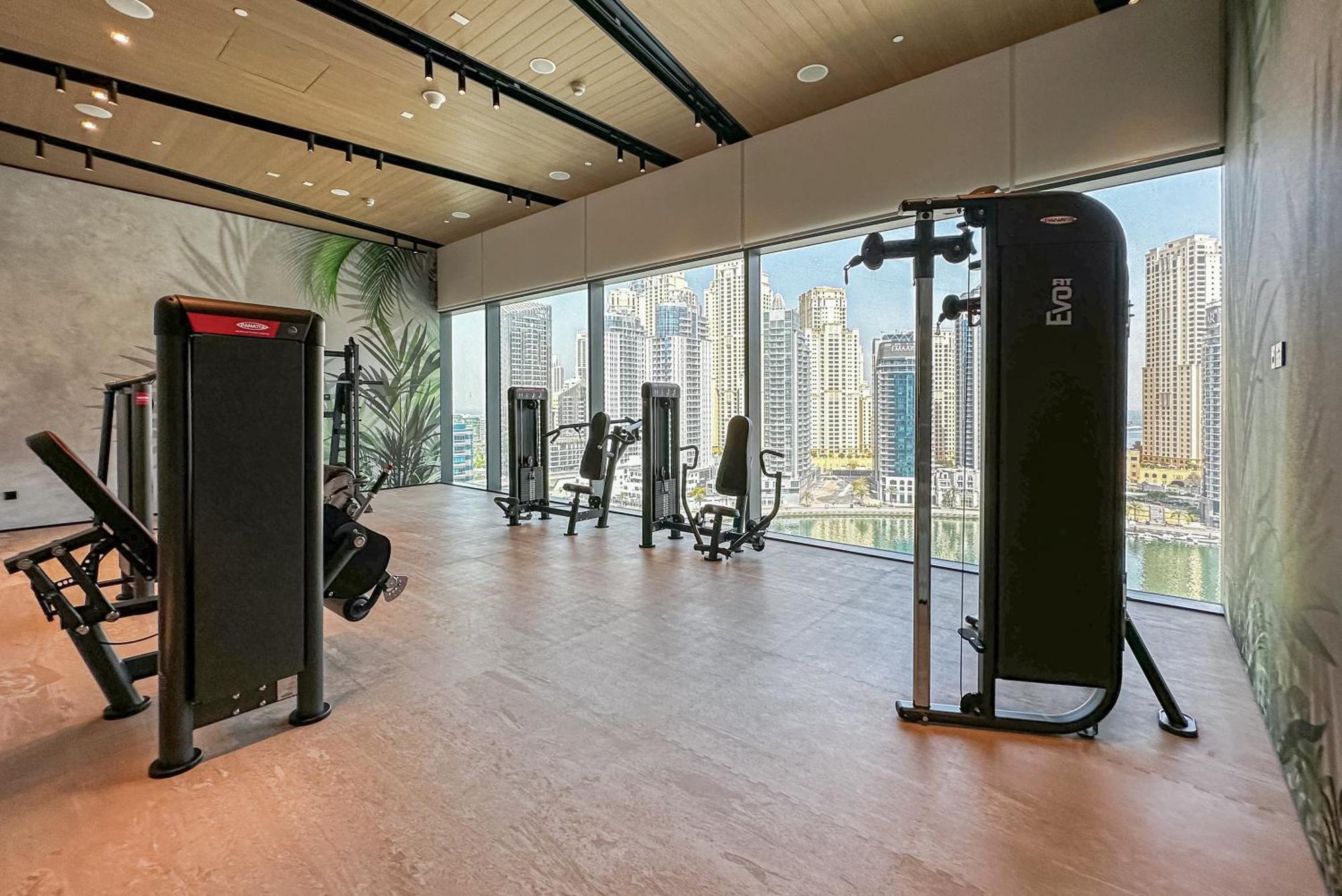 Modern 2Br High Floor Haven In Vida Dubai Marina Apartment Ngoại thất bức ảnh