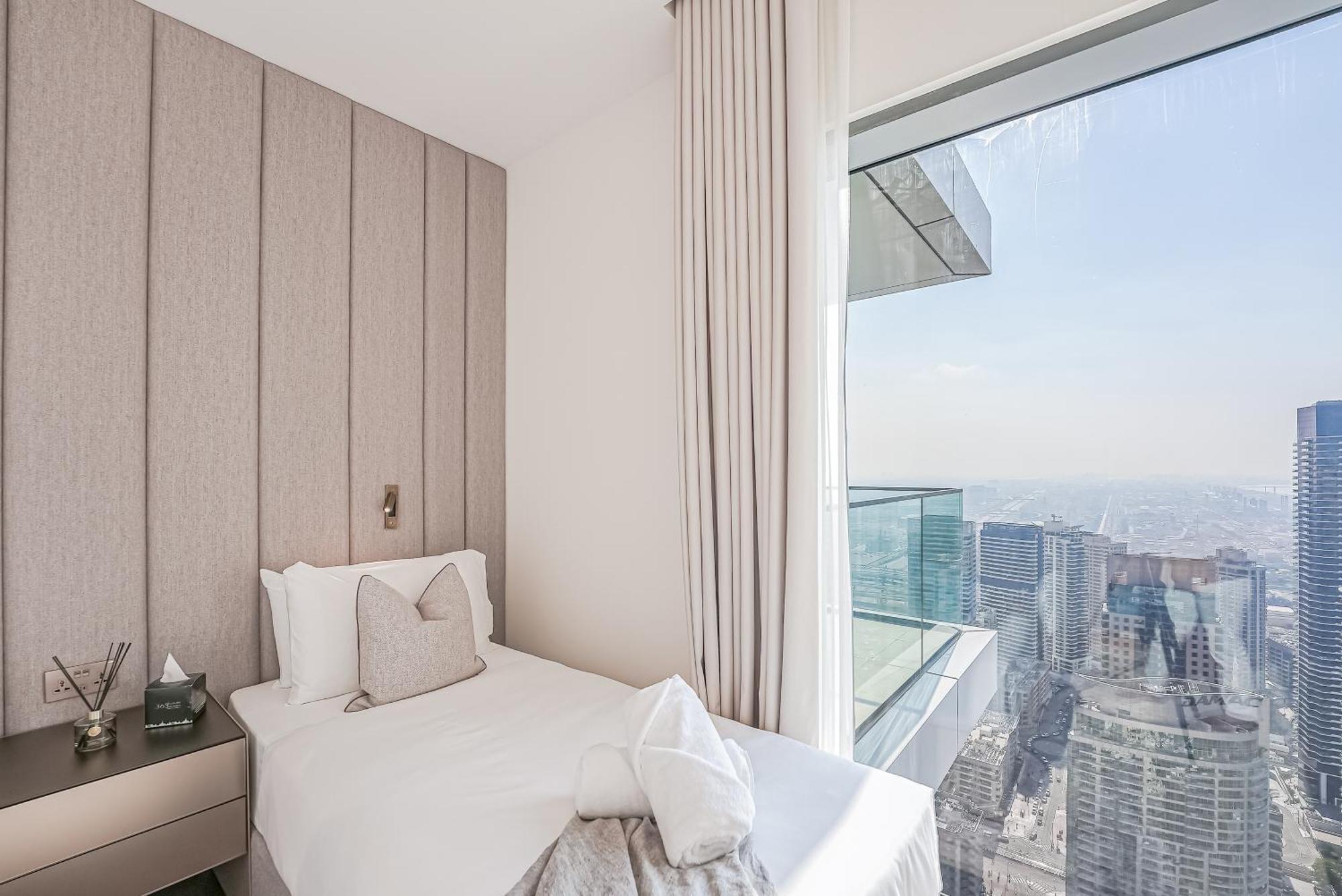 Modern 2Br High Floor Haven In Vida Dubai Marina Apartment Ngoại thất bức ảnh