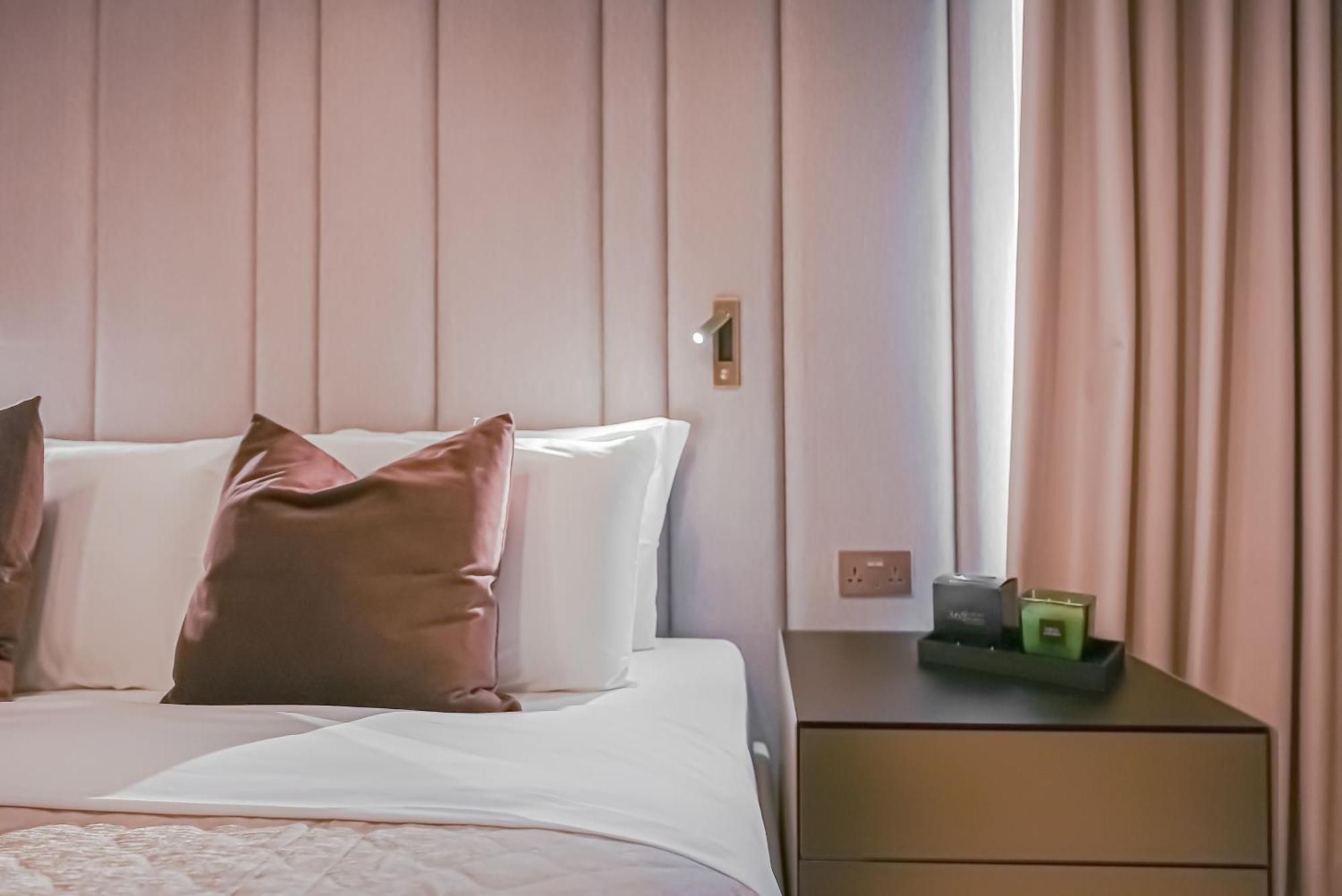 Modern 2Br High Floor Haven In Vida Dubai Marina Apartment Ngoại thất bức ảnh