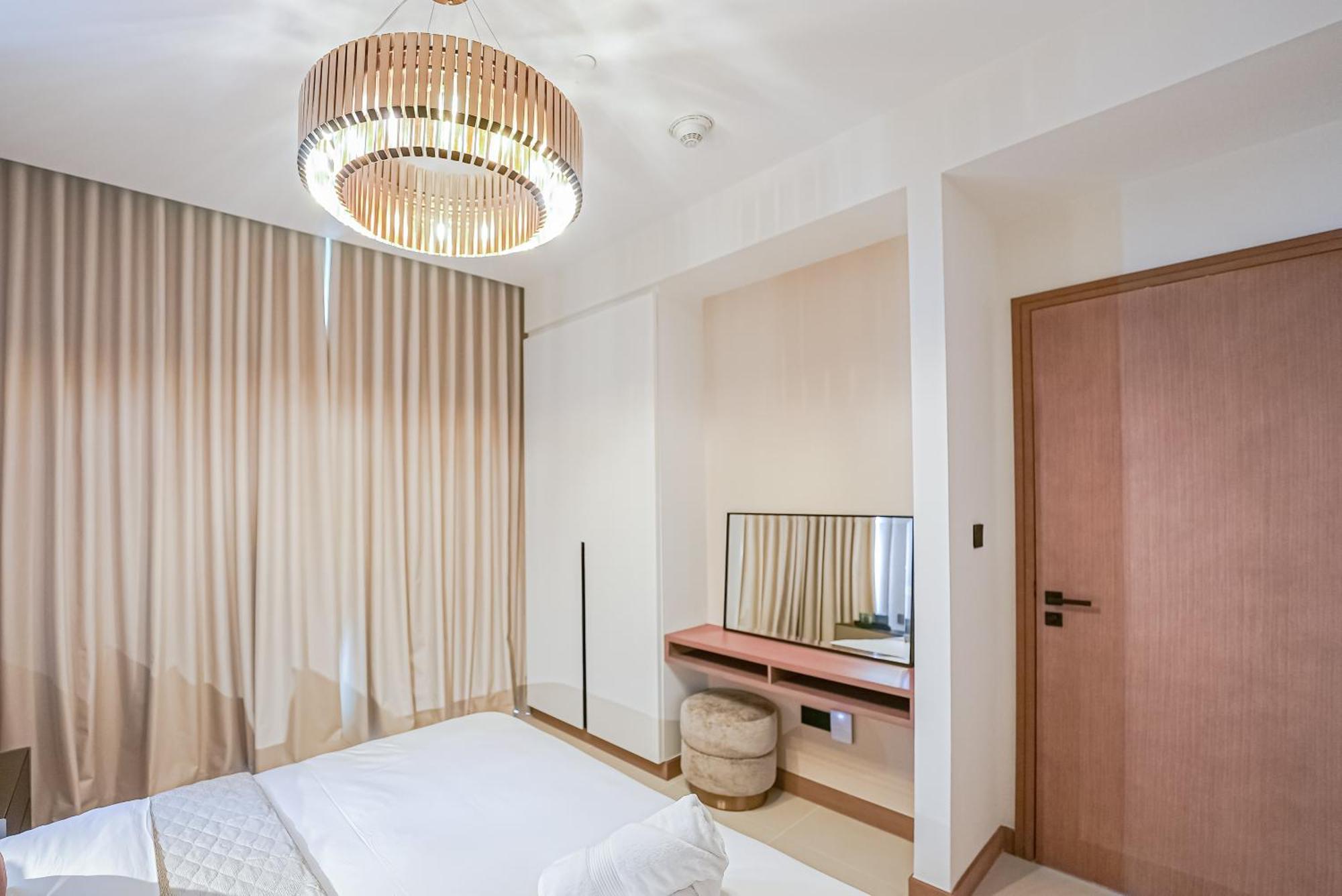 Modern 2Br High Floor Haven In Vida Dubai Marina Apartment Ngoại thất bức ảnh