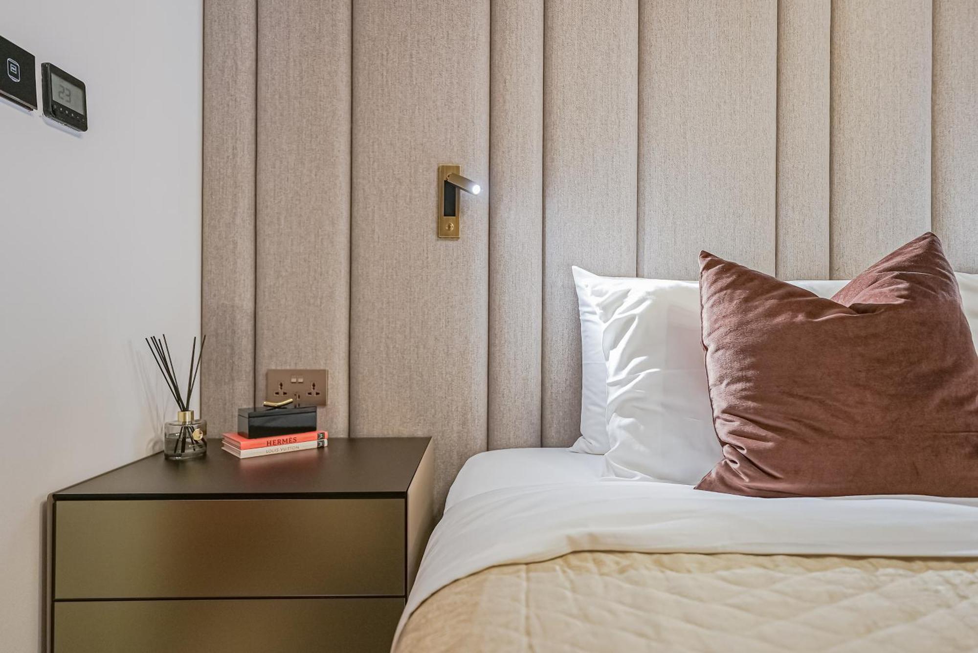 Modern 2Br High Floor Haven In Vida Dubai Marina Apartment Ngoại thất bức ảnh